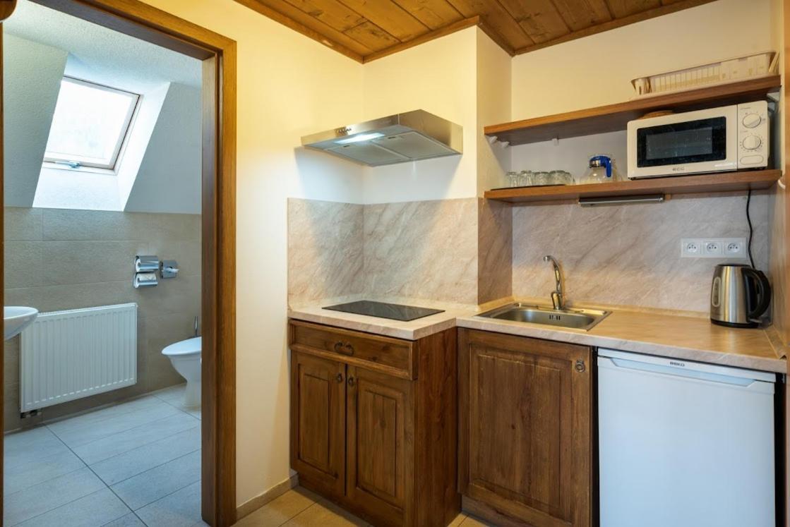 Apartmanovy Dom Vila Maros Pavčina Lehota エクステリア 写真