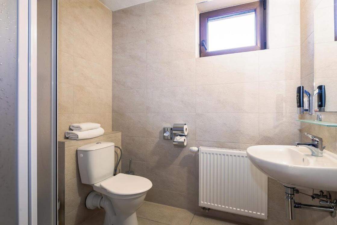 Apartmanovy Dom Vila Maros Pavčina Lehota エクステリア 写真