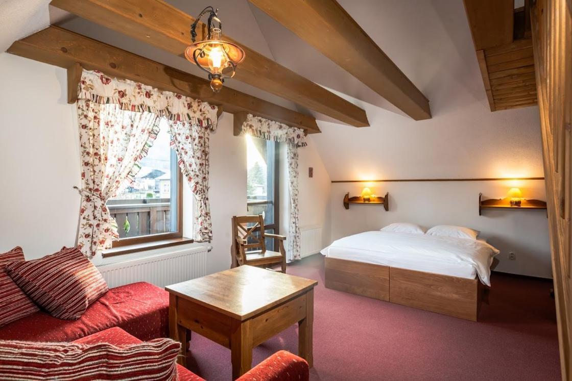 Apartmanovy Dom Vila Maros Pavčina Lehota エクステリア 写真