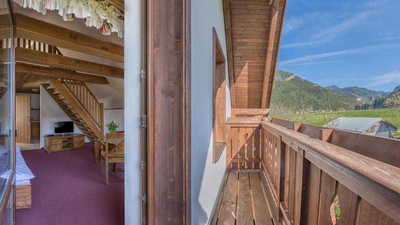 Apartmanovy Dom Vila Maros Pavčina Lehota エクステリア 写真